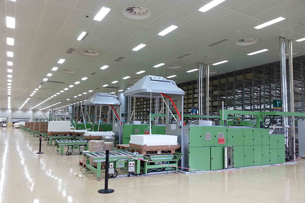 貴陽卷煙廠多聯(lián)機房采用可調(diào)式阻尼彈簧<a href='http://www.sxhmmj.com' target='_blank'><u>減震器</u></a>